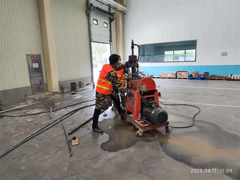 武昌厂房地面下沉塌陷注浆加固施工